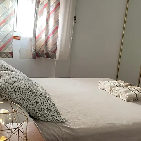 Con Parking Y Terraza Con Barbacoa 아파트 포스